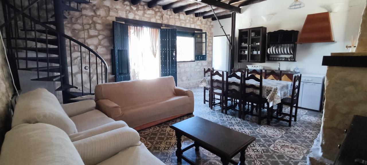 Casas Rurales Las Vinas โอซูนา ภายนอก รูปภาพ